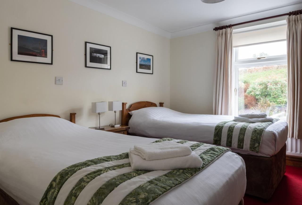 Hotel Y Talbot Tregaron Esterno foto